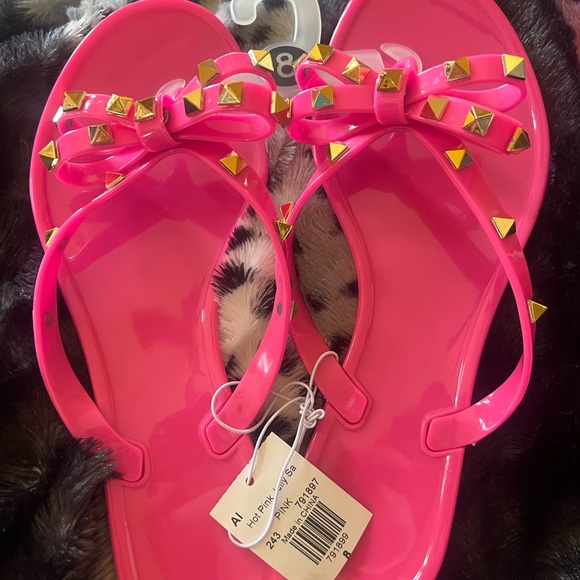 🆕 ROCK-STUD Jelly “FLIP FLOPS” 💖 NEW w/ Tags💖Hot Pink💝size 8 “Similar to V-TINO - Picture 2 of 5